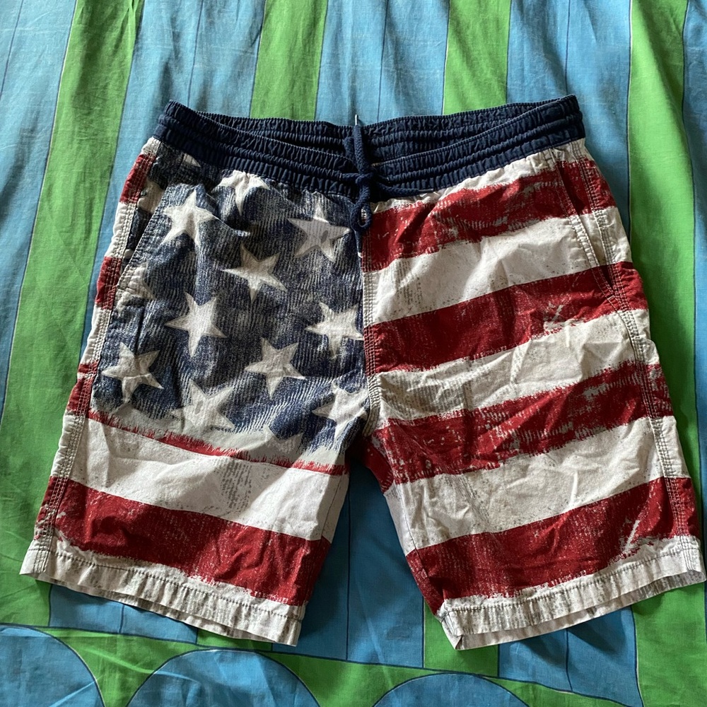 Mossimo flag shorts